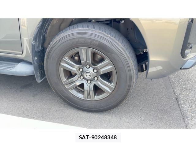 Toyota HILUX TRUCK 2021-01 8158567-7