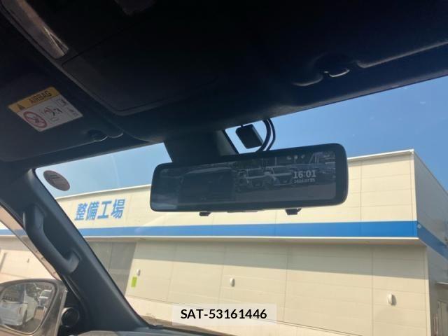 Toyota HILUX TRUCK 2021-12 8230327-19
