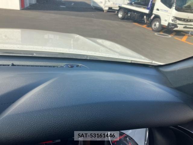 Toyota HILUX TRUCK 2021-12 8230327-20