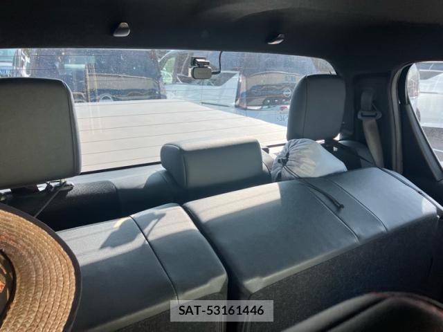Toyota HILUX TRUCK 2021-12 8230327-7