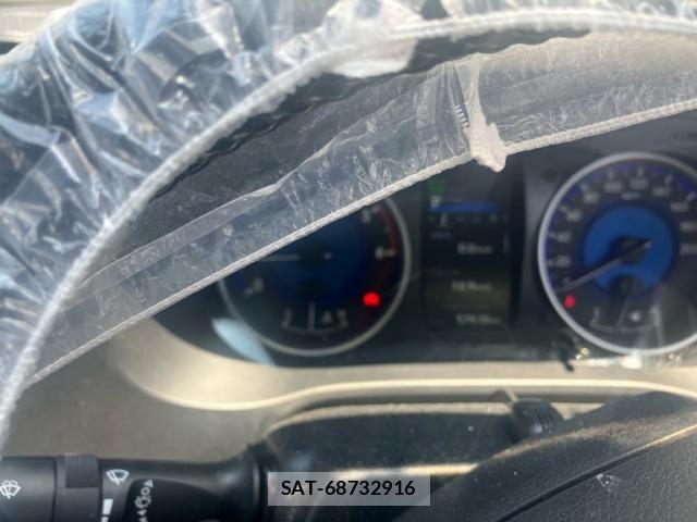 Toyota HILUX TRUCK 2019-08 8230330-16