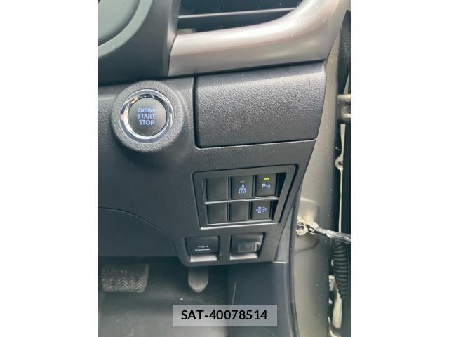Toyota HILUX TRUCK 2021-12 8230328-14