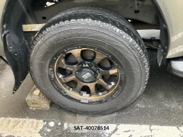 Toyota HILUX TRUCK 2021-12 8230328-6