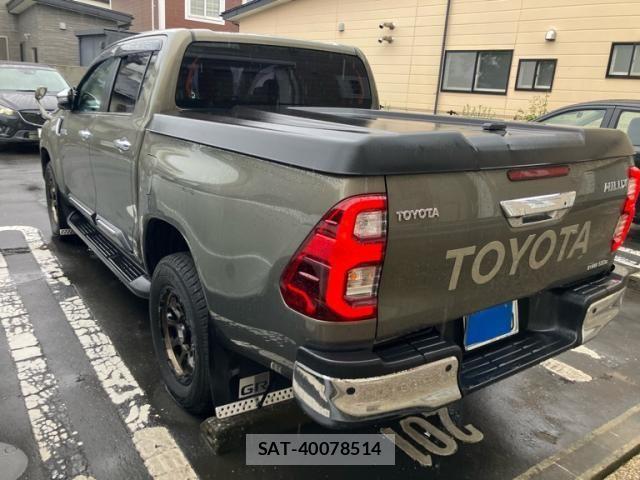 Toyota HILUX TRUCK 2021-12 8230328-8