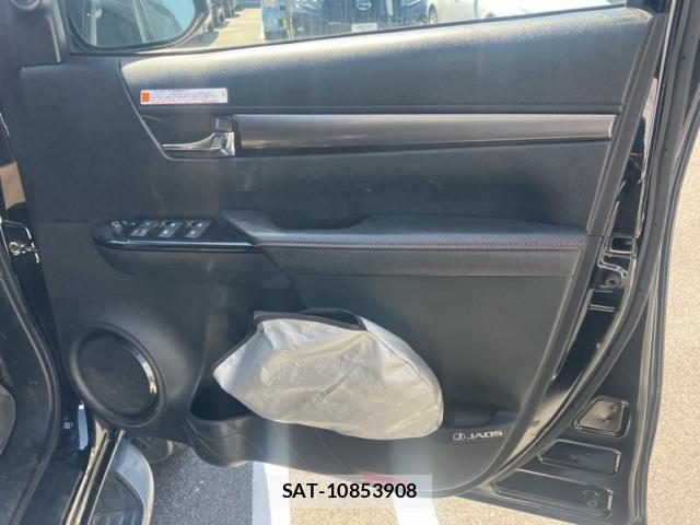 Toyota HILUX TRUCK 2022-01 8230326-8