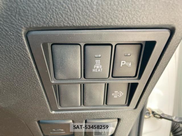 Toyota HILUX TRUCK 2023-09 8230329-11