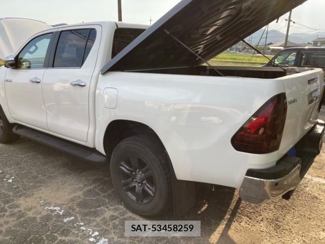 Toyota HILUX TRUCK 2023-09 8230329-3