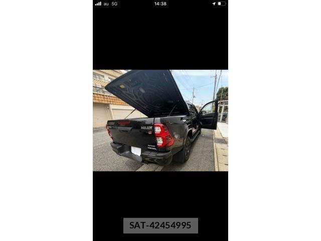 Toyota HILUX TRUCK 2024-02 8245417-3