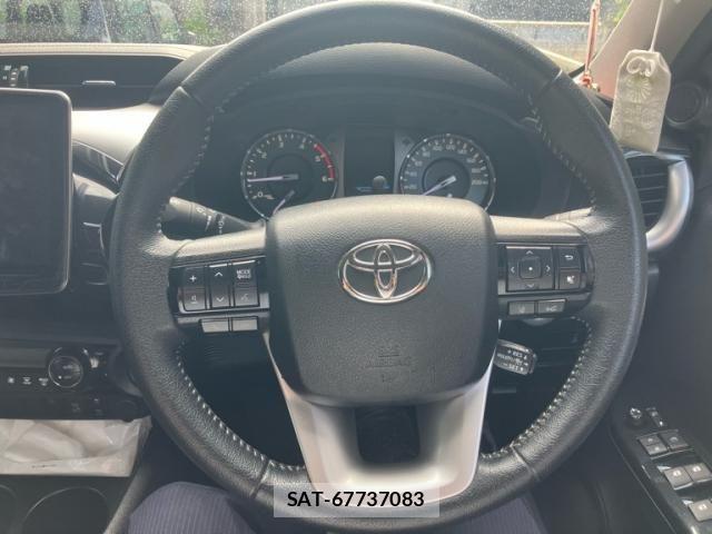 Toyota HILUX TRUCK 2023-03 8245418-15