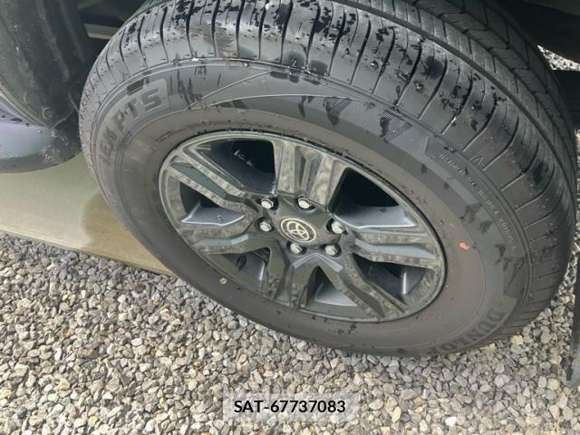 Toyota HILUX TRUCK 2023-03 8245418-3