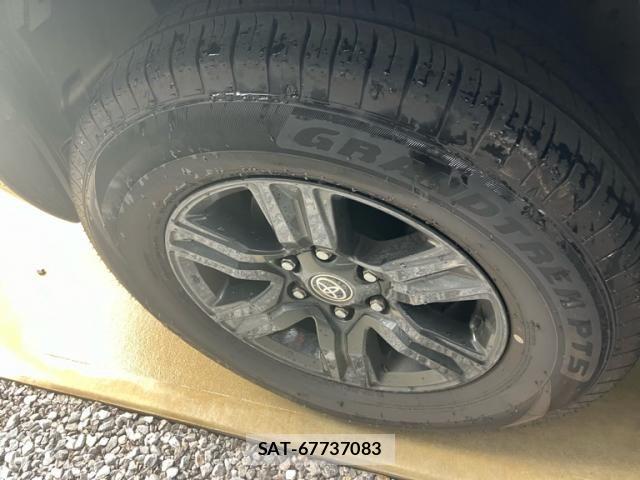 Toyota HILUX TRUCK 2023-03 8245418-6