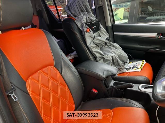 Toyota HILUX TRUCK 2020-11 8314761-16