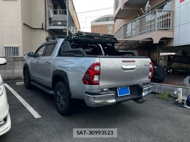 Toyota HILUX TRUCK 2020-11 8314761-2