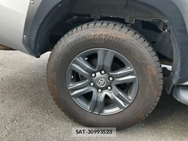 Toyota HILUX TRUCK 2020-11 8314761-4