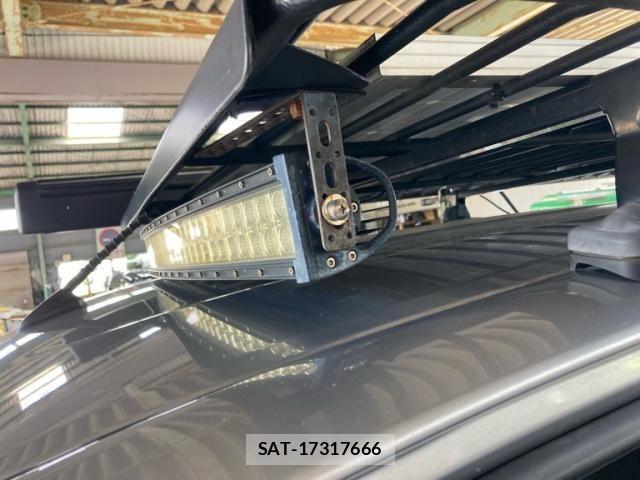 Toyota HILUX TRUCK 2019-11 8336168-10