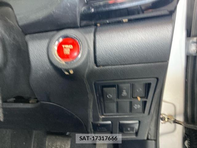 Toyota HILUX TRUCK 2019-11 8336168-16