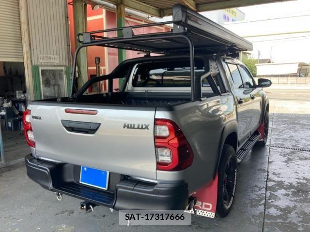 Toyota HILUX TRUCK 2019-11 8336168-1