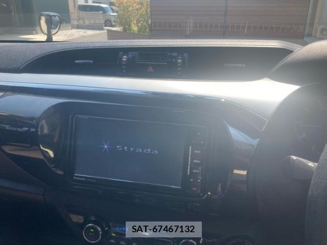 Toyota HILUX TRUCK 2018-08 8336169-11