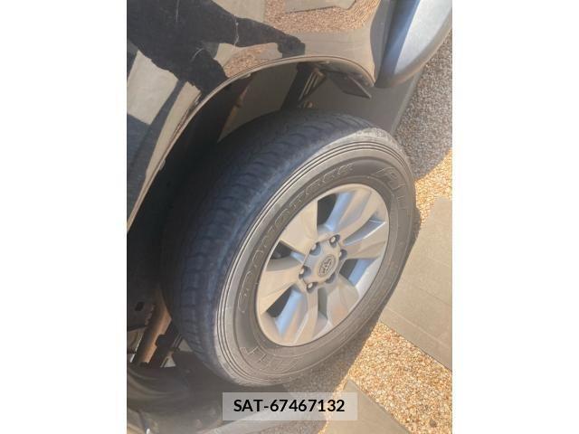 Toyota HILUX TRUCK 2018-08 8336169-5
