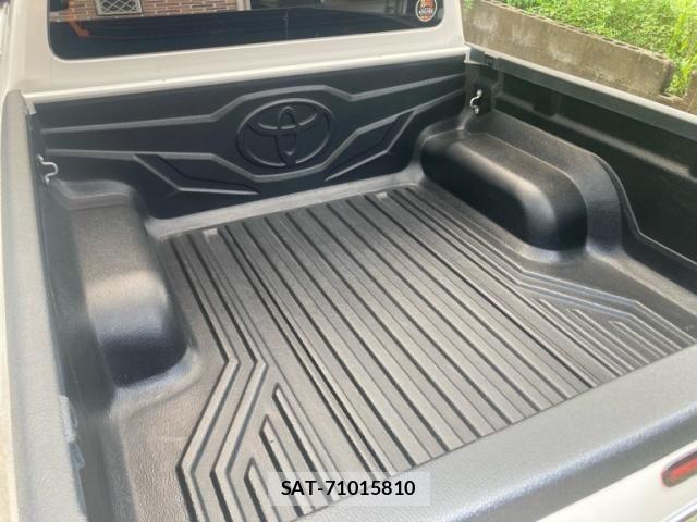 Toyota HILUX TRUCK 2021-02 8336167-12