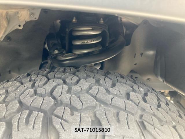 Toyota HILUX TRUCK 2021-02 8336167-13