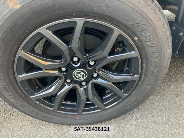 Toyota HILUX TRUCK 2023-10 8336165-7