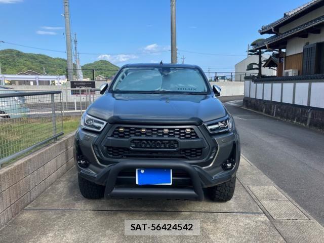 Toyota HILUX TRUCK 2023-03 8354643-1