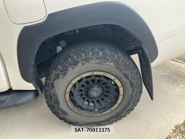 Toyota HILUX TRUCK 2019-09 8366239-12
