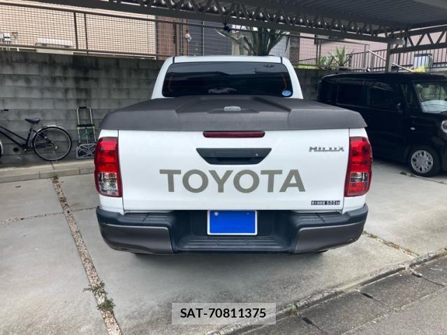 Toyota HILUX TRUCK 2019-09 8366239-5