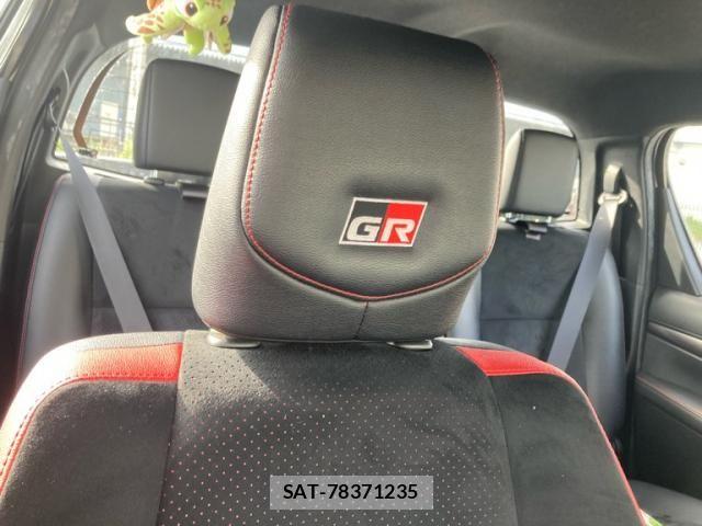 Toyota HILUX TRUCK 2023-03 8366237-8
