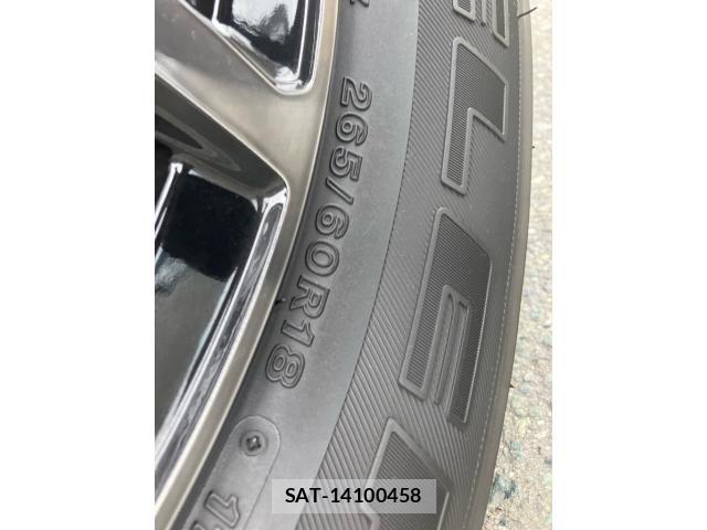 Toyota HILUX TRUCK 2024-08 8366235-9