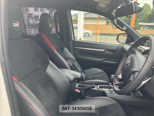 Toyota HILUX TRUCK 2024-08 8366235-10