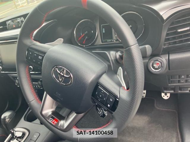 Toyota HILUX TRUCK 2024-08 8366235-11