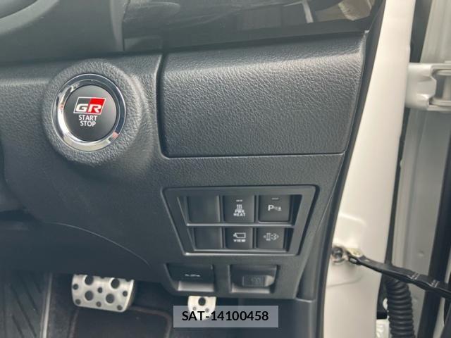 Toyota HILUX TRUCK 2024-08 8366235-14