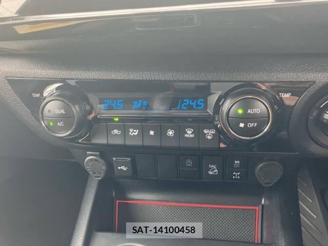 Toyota HILUX TRUCK 2024-08 8366235-15