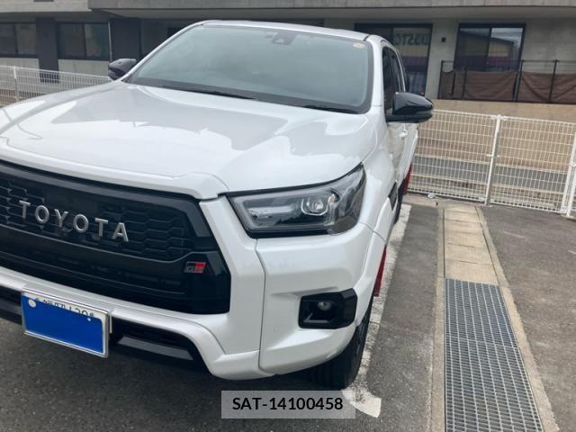 Toyota HILUX TRUCK 2024-08 8366235-2
