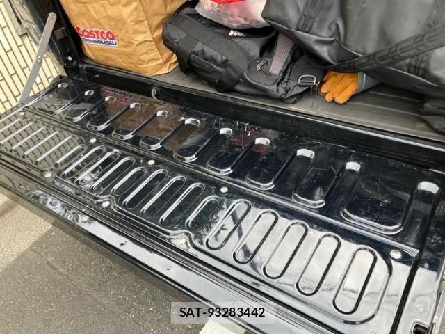 Toyota HILUX TRUCK 2024-01 8366238-11