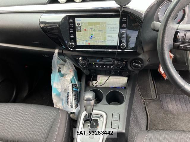 Toyota HILUX TRUCK 2024-01 8366238-23
