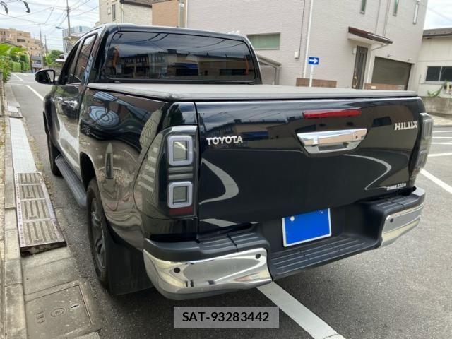 Toyota HILUX TRUCK 2024-01 8366238-6