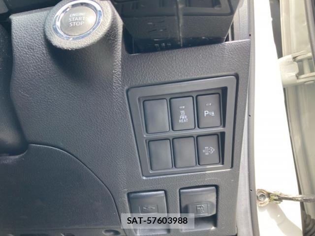 Toyota HILUX TRUCK 2023-06 8366240-14