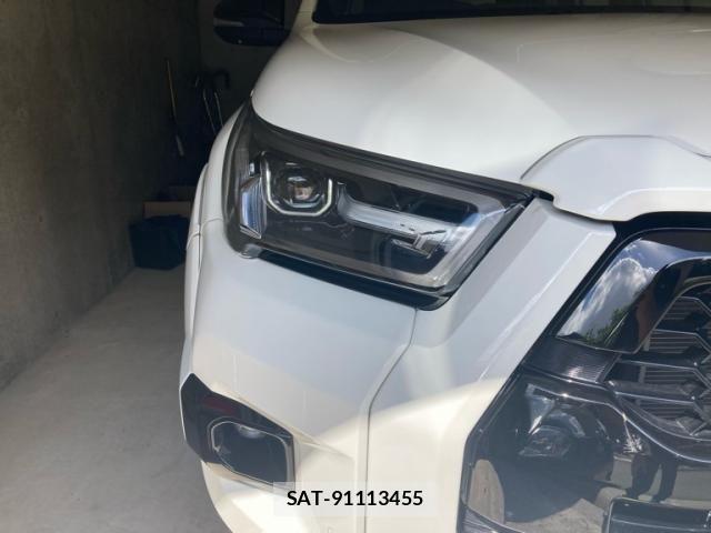 Toyota HILUX TRUCK 2023-09 8366236-4