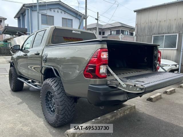 Toyota HILUX TRUCK 2021-11 8371724-3