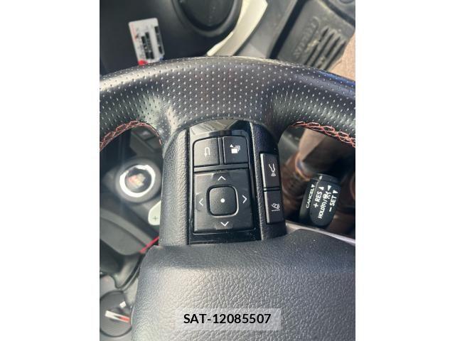 Toyota HILUX TRUCK 2022-04 8412821-17