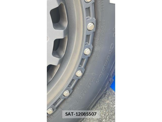 Toyota HILUX TRUCK 2022-04 8412821-26