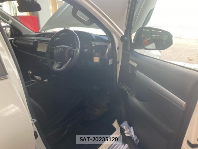 Toyota HILUX TRUCK 2020-09 8412824-14