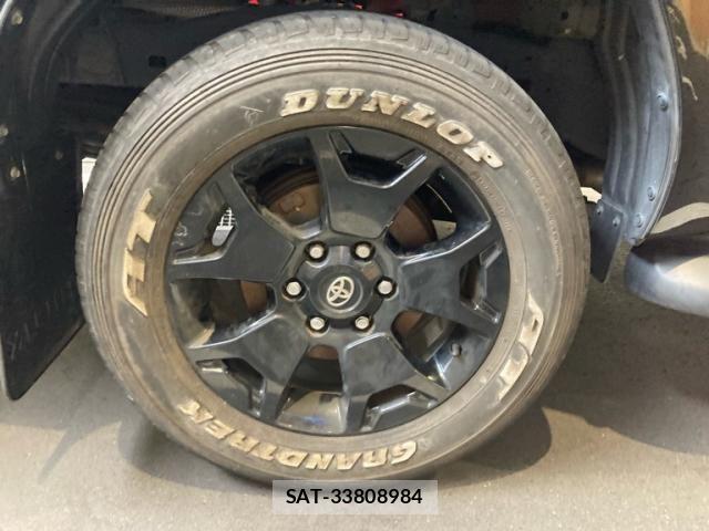 Toyota HILUX TRUCK 2018-10 8412823-9