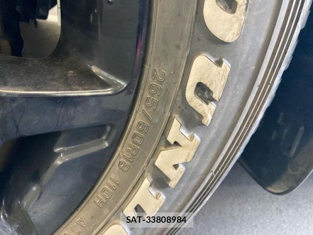 Toyota HILUX TRUCK 2018-10 8412823-12