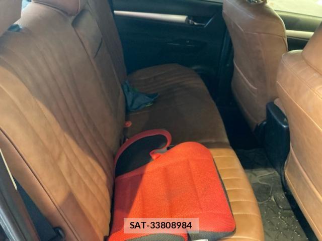 Toyota HILUX TRUCK 2018-10 8412823-15
