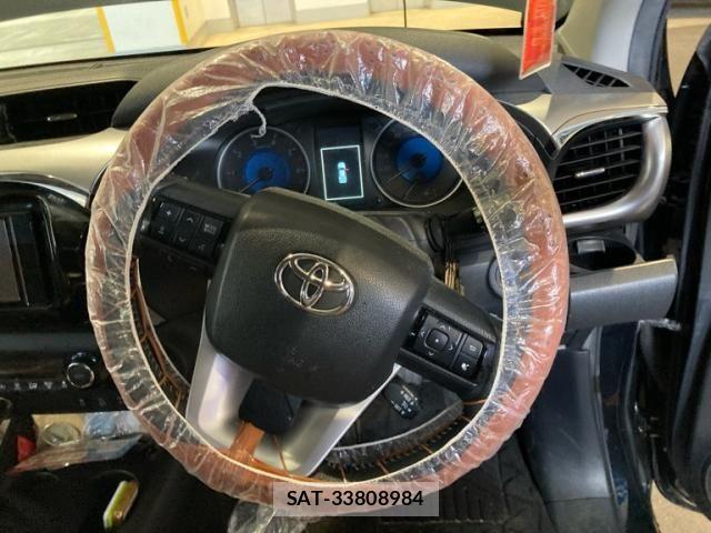 Toyota HILUX TRUCK 2018-10 8412823-18