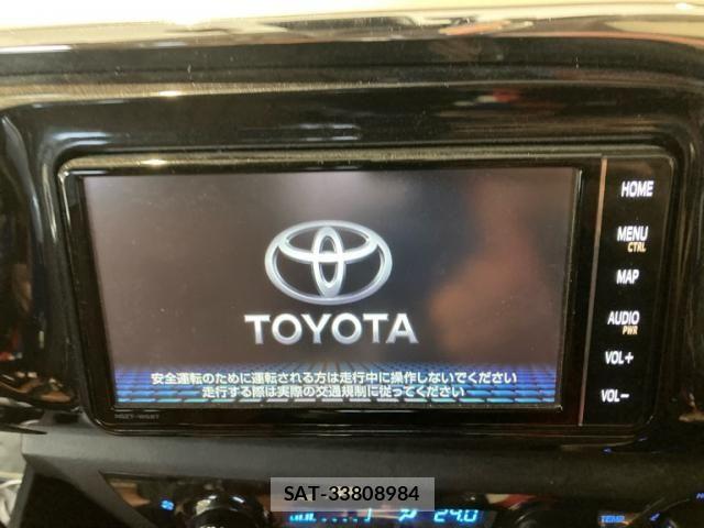 Toyota HILUX TRUCK 2018-10 8412823-22